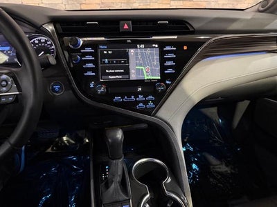 2020 Toyota Camry Hybrid XLE