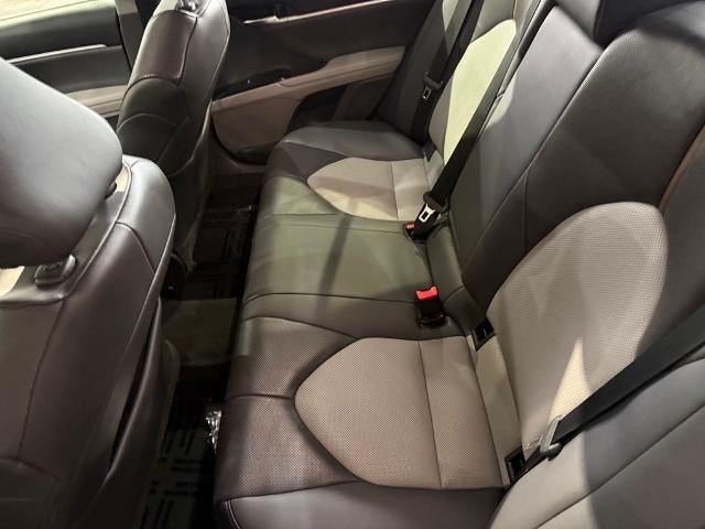 2020 Toyota Camry Hybrid XLE