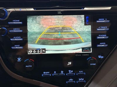 2020 Toyota Camry Hybrid XLE
