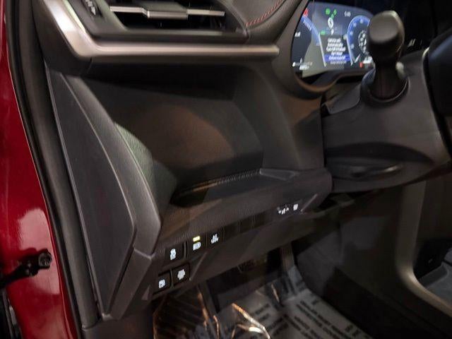 2025 Toyota Sienna XSE