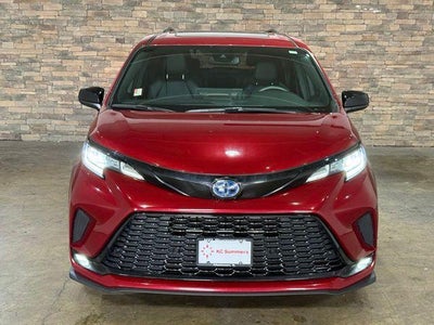 2025 Toyota Sienna XSE