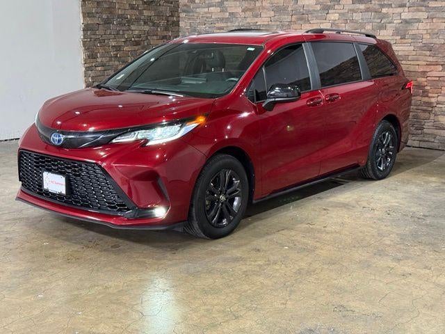 2025 Toyota Sienna XSE