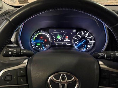 2021 Toyota Highlander Hybrid Platinum