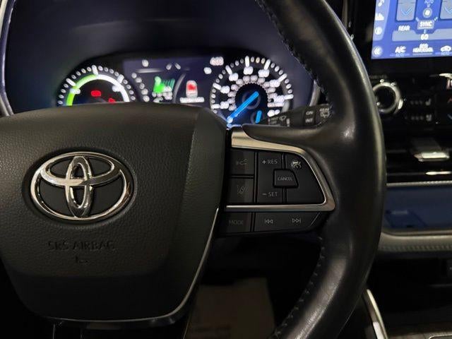 2021 Toyota Highlander Hybrid Platinum