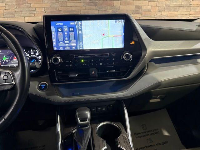 2021 Toyota Highlander Hybrid Platinum