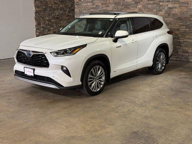 2021 Toyota Highlander Hybrid Platinum