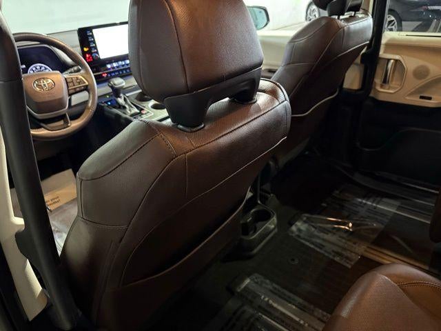 2021 Toyota Sienna Limited