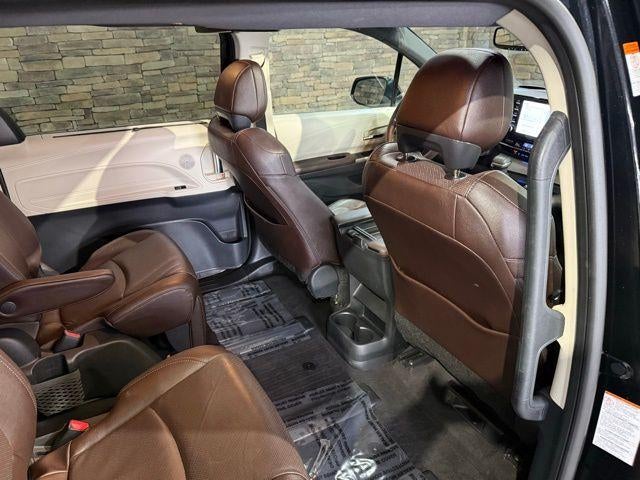 2021 Toyota Sienna Limited