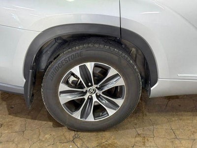 2025 Toyota Highlander Hybrid XLE