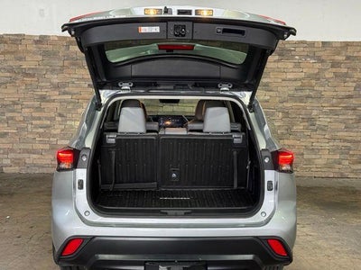 2025 Toyota Highlander Hybrid XLE