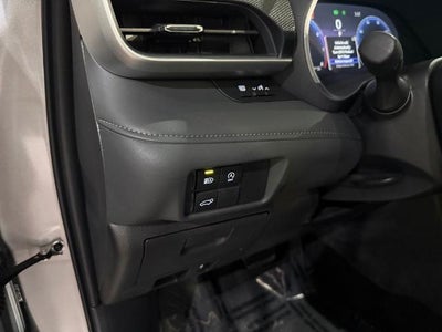 2025 Toyota Highlander LE