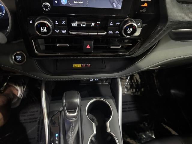2025 Toyota Highlander LE