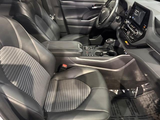 2025 Toyota Highlander LE