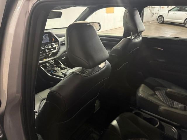 2025 Toyota Highlander LE