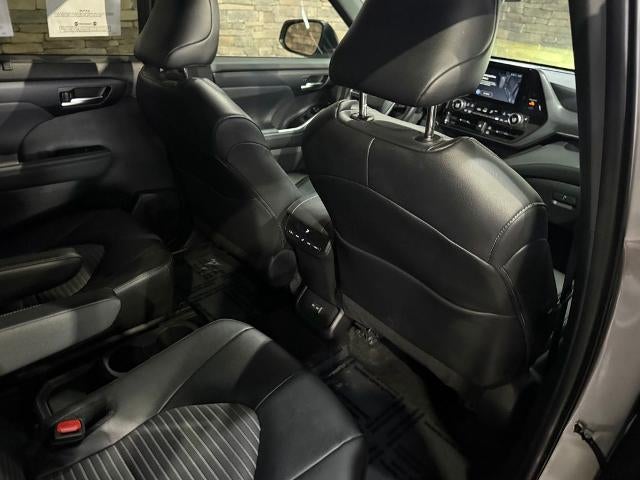 2025 Toyota Highlander LE