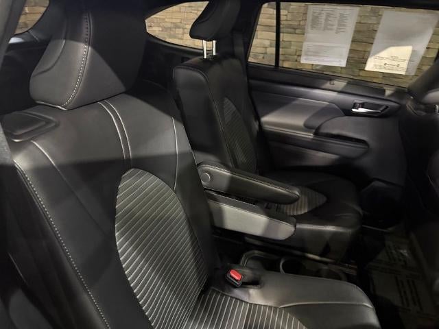 2025 Toyota Highlander LE