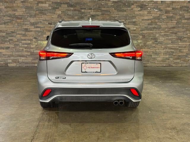 2025 Toyota Highlander LE
