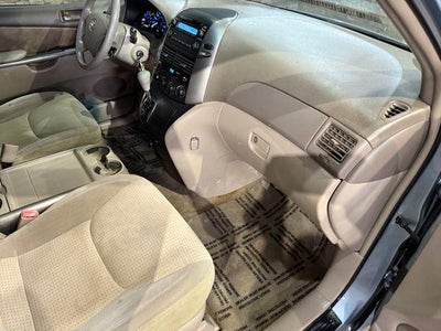 2010 Toyota Sienna CE