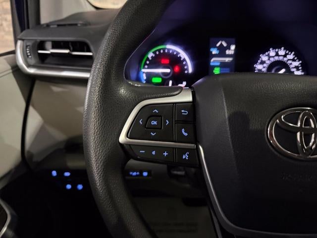 2021 Toyota Sienna LE