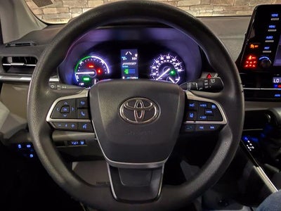 2021 Toyota Sienna LE