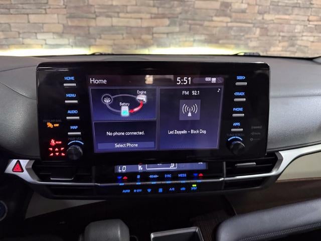 2021 Toyota Sienna LE