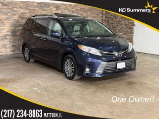 2018 Toyota Sienna XLE Auto Access Seat