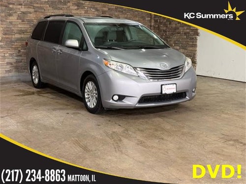 2017 Toyota Sienna XLE Auto Access Seat