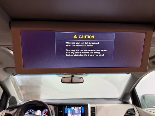 2017 Toyota Sienna XLE Auto Access Seat