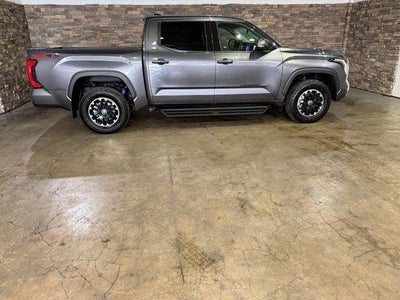 2023 Toyota Tundra 4WD SR5
