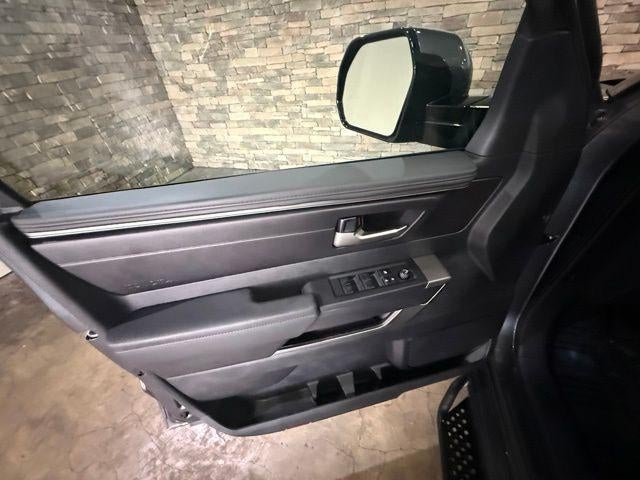 2023 Toyota Tundra 4WD SR5