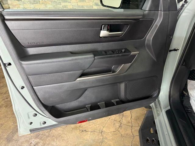 2025 Toyota Tundra 4WD SR5