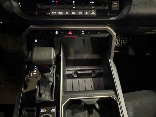 2025 Toyota Tundra 4WD SR5