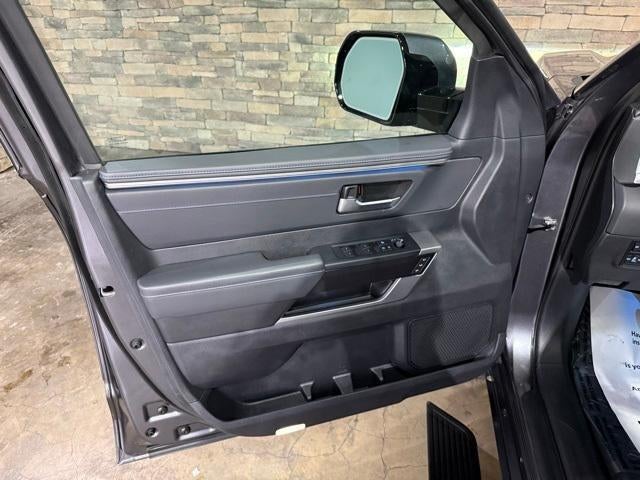 2023 Toyota Sequoia SR5