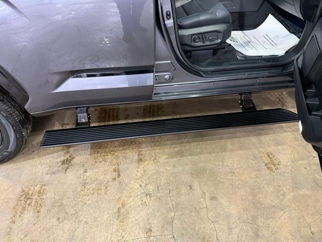 2023 Toyota Sequoia SR5