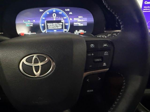 2025 Toyota Crown Signia XLE
