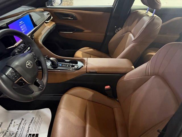 2025 Toyota Crown Signia XLE