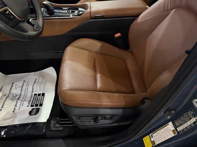 2025 Toyota Crown Signia XLE