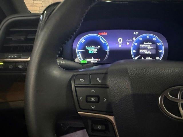 2025 Toyota Crown Signia XLE