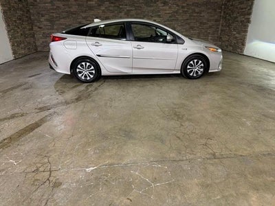 2022 Toyota Prius Prime LE