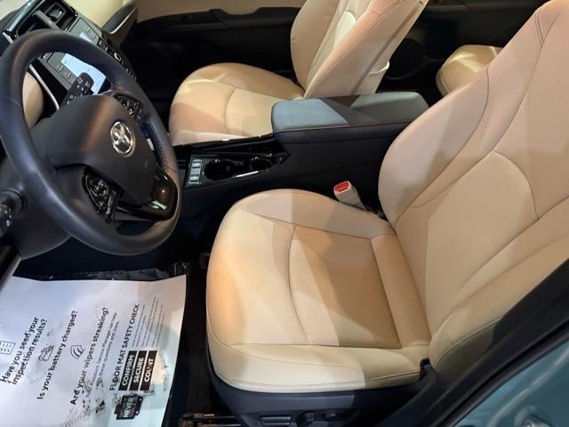 2022 Toyota Prius L Eco