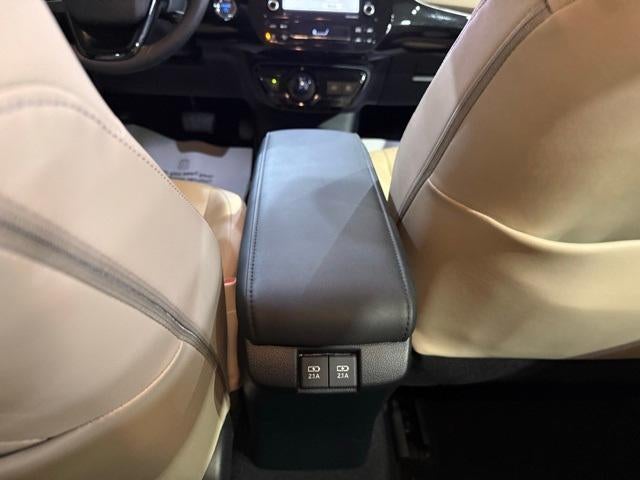 2022 Toyota Prius L Eco