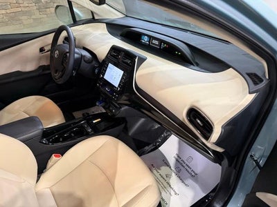 2022 Toyota Prius L Eco