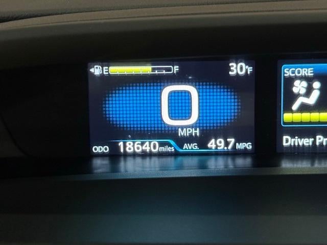 2022 Toyota Prius L Eco