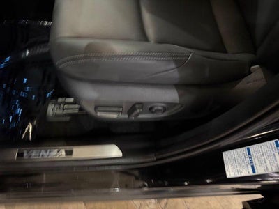 2022 Toyota Venza LE