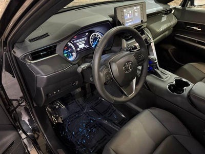 2022 Toyota Venza LE