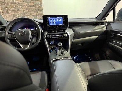 2022 Toyota Venza LE
