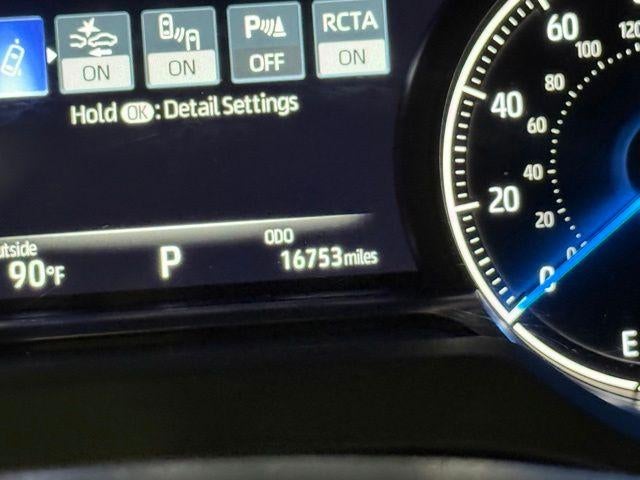 2022 Toyota Venza LE