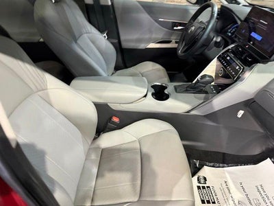 2024 Toyota Venza LE