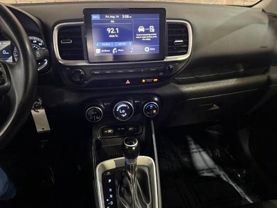2022 Hyundai Venue SEL