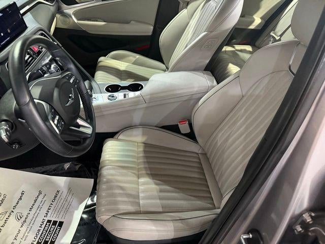 2022 Genesis G70 2.0T